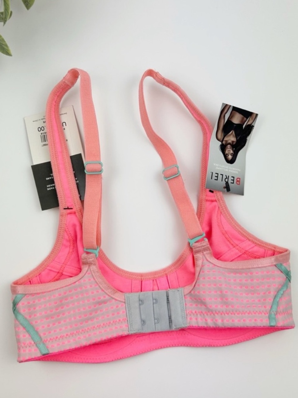Berlei Neon Pink & Mint Underwire High Impact Sports Bra Size 30A - Picture 5 of 5